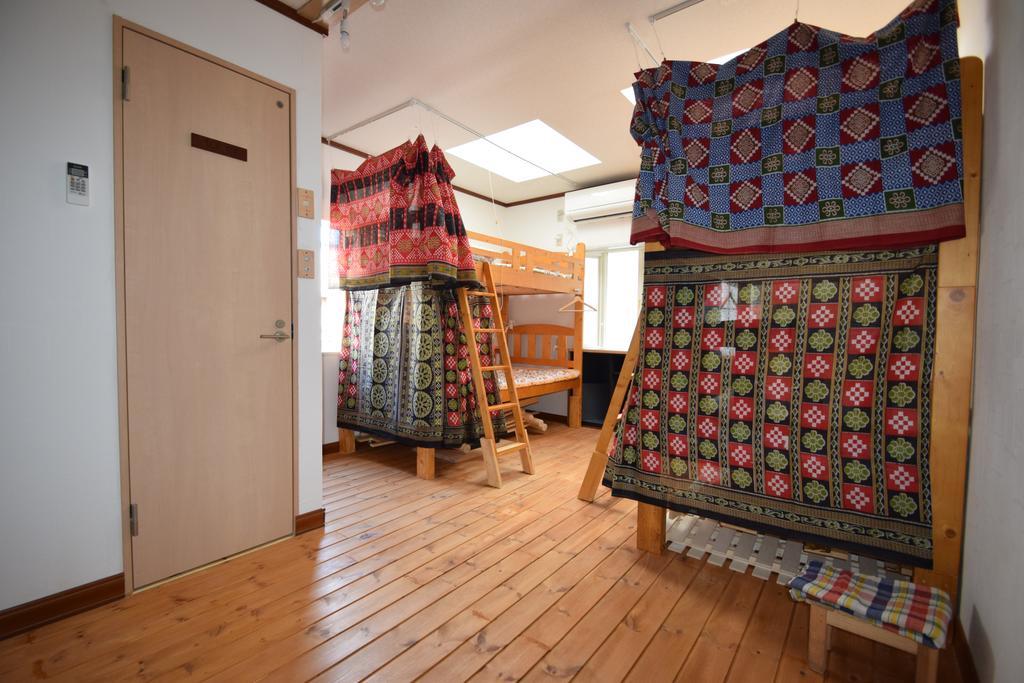 Santana Guest House Osaka Eksteriør billede